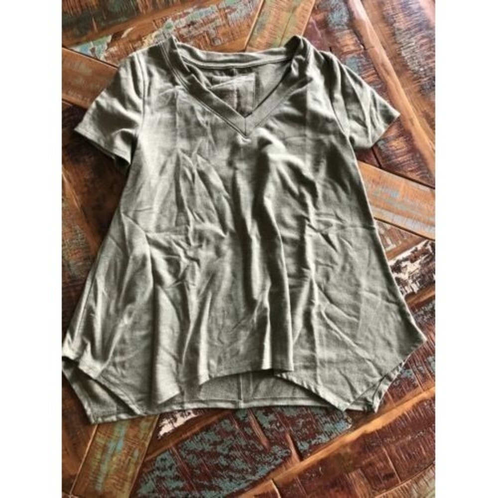 Womens Sonoma V Neck Short Sleeve Shirt Size Small Olive